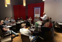 Muftija Kujević na Skupštini BNF-a u Švicarskoj