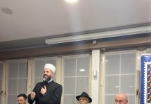 Akademik Muhić i muftija Kujević na tribini u džematu Oberentfeldenu u Švicarskoj